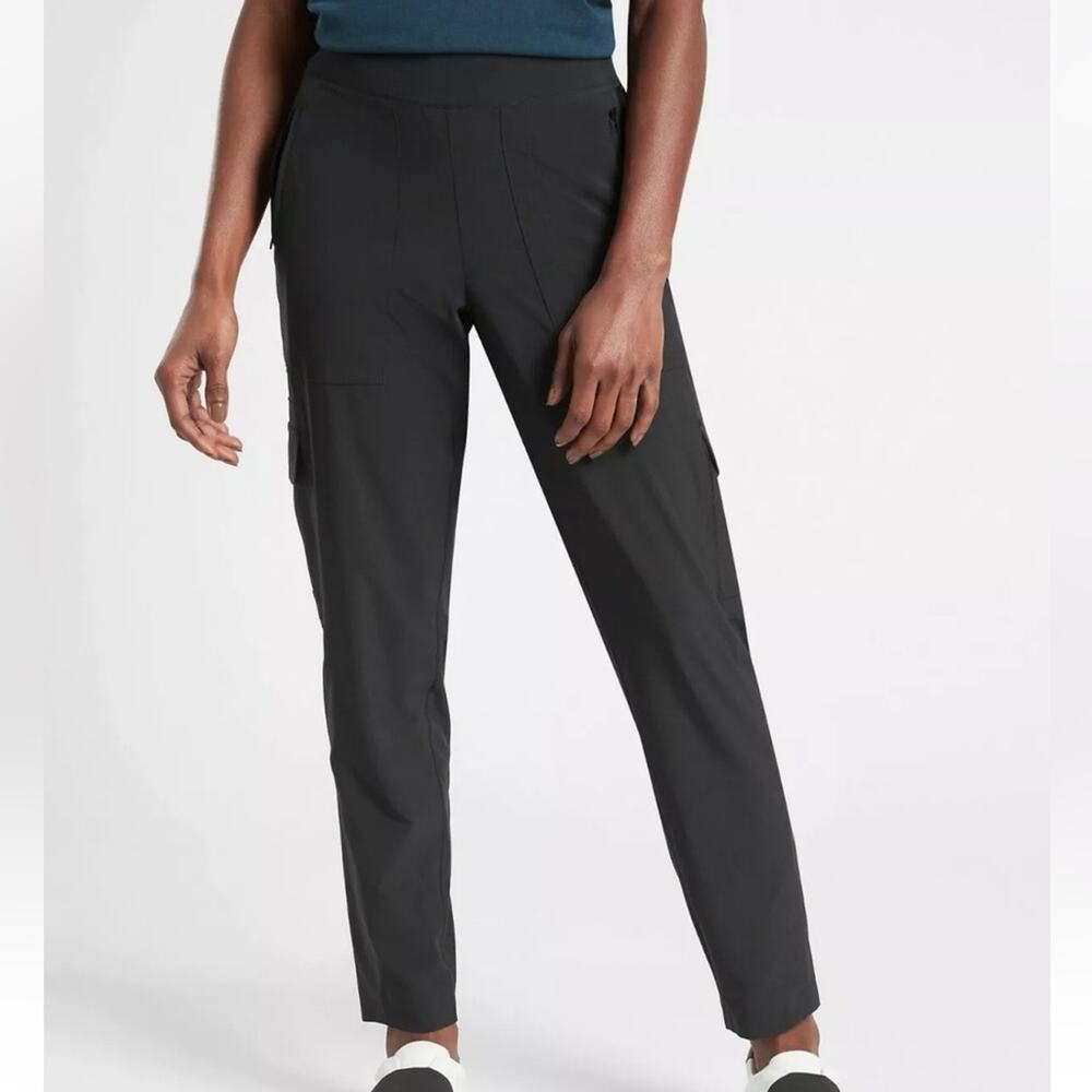 Athleta Chelsea Cargo Lined Pant Black Elastic Waist Jogger Size 24 Plus